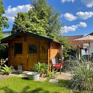 Gartenhaeuschen Im Gruenen Bad Aibling